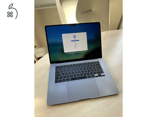 MacBook Air 15” (2023) - M2 / 8 GB RAM / 256 GB SSD