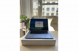 MacBook Air 15” (2023) - M2 / 8 GB RAM / 256 GB SSD