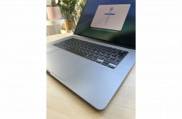 MacBook Air 15” (2023) - M2 / 8 GB RAM / 256 GB SSD