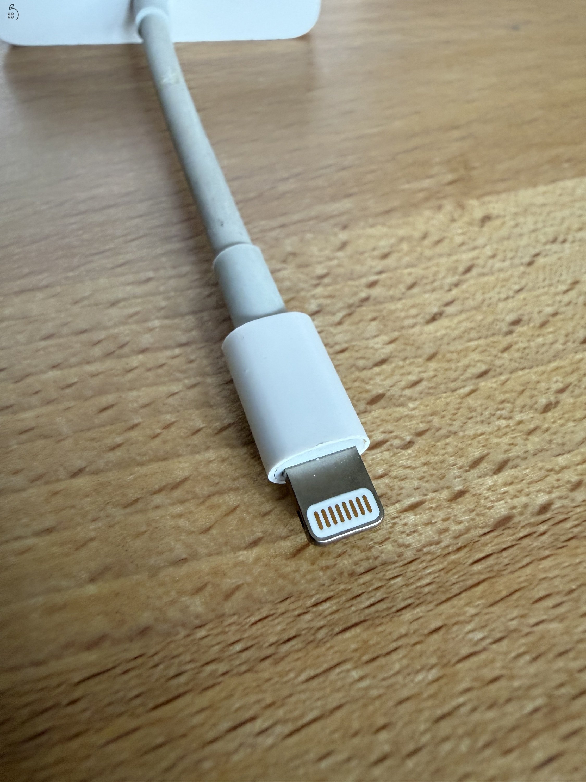 Apple Lightning VGA adapter és töltő csatlakozó - A1439
