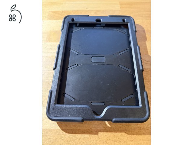 Ütésálló páncéltok iPad 9,7 5./6. generációs iPad-ekhez kitámasztóval