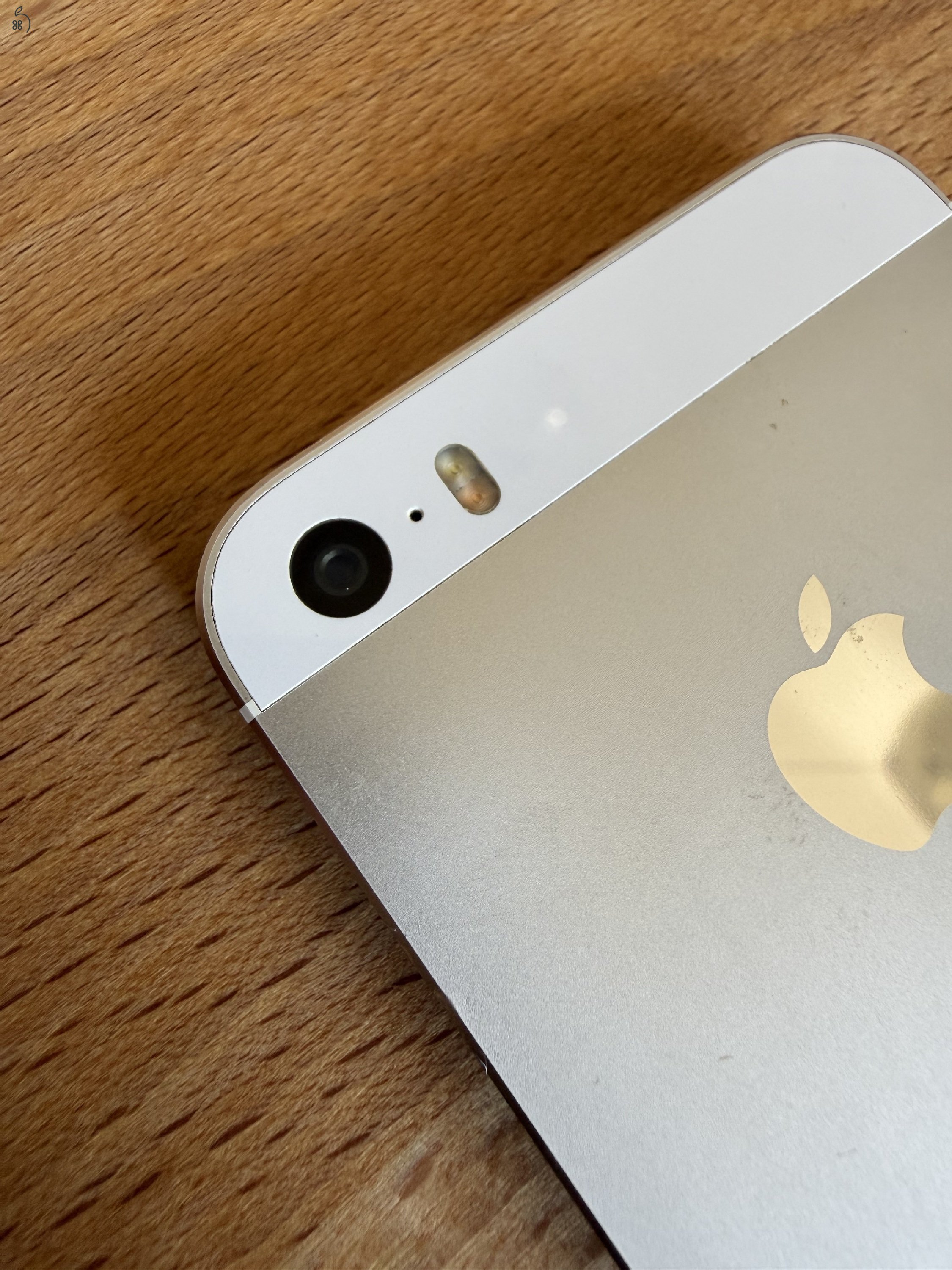 Apple iPhone 5S 16GB Silver, dobozos, tartozékokkal, szép állapotban