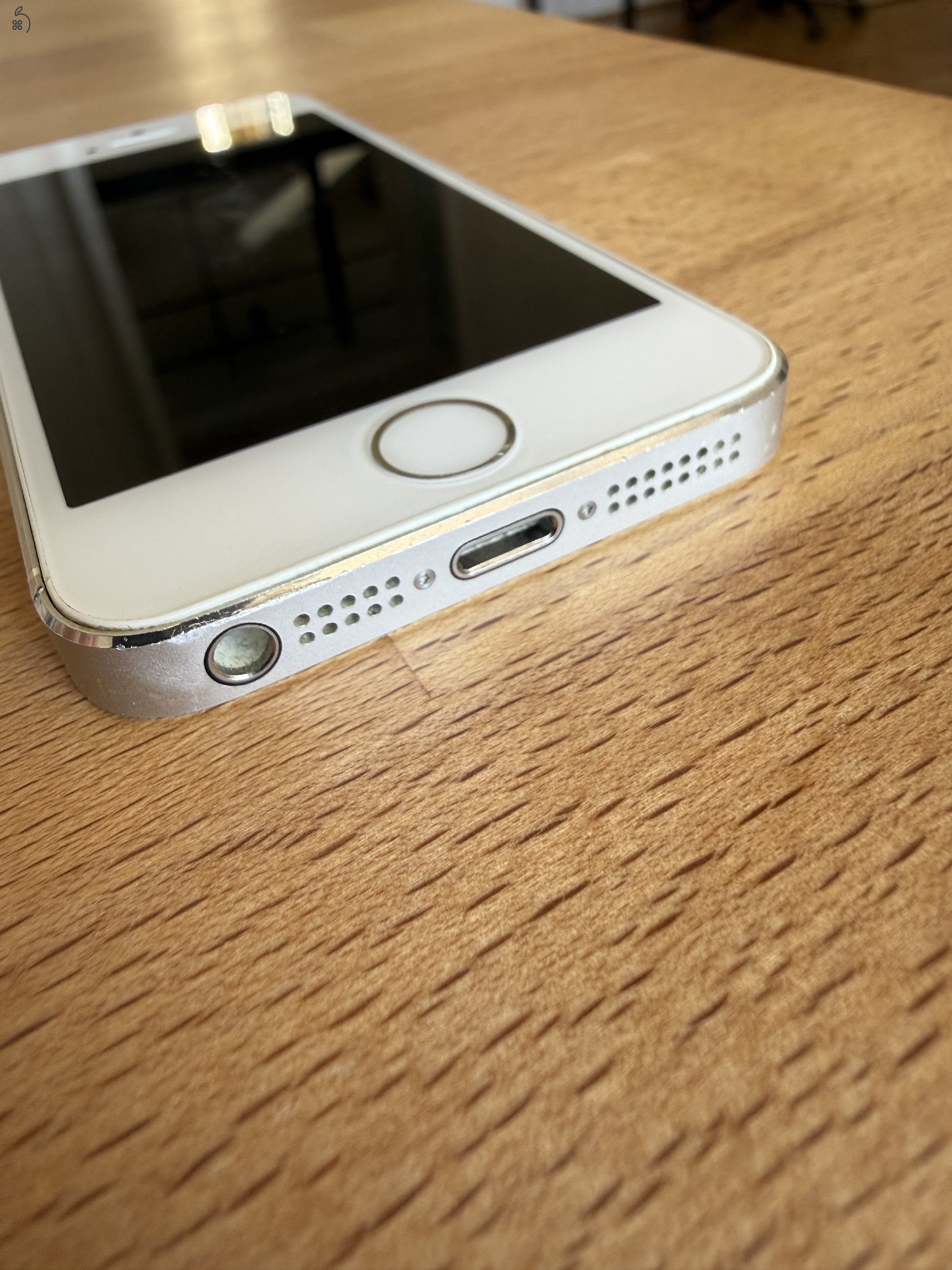 Apple iPhone 5S 16GB Silver, dobozos, tartozékokkal, szép állapotban