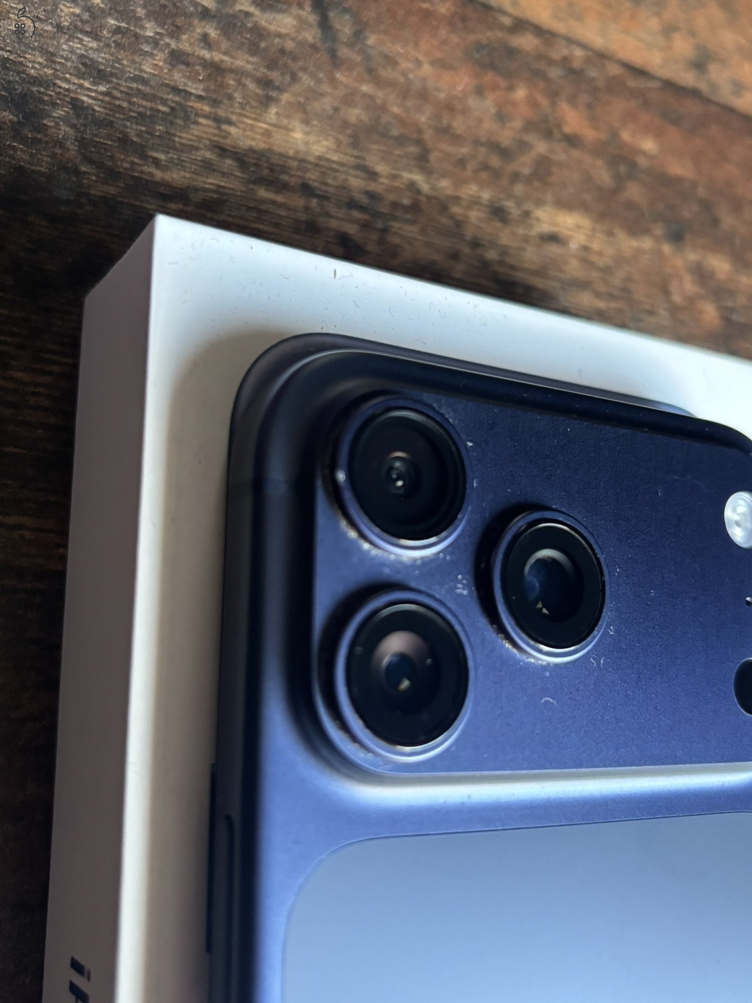 iPhone 17 Pro Max kék 256Gb + Nomad Bőrtok 100% akku