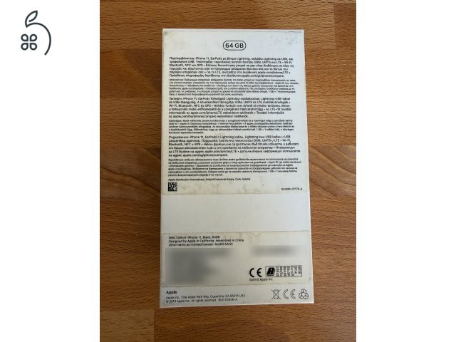 Apple iPhone 11 64 GB fekete színben