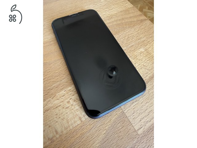 Apple iPhone 11 64 GB fekete színben
