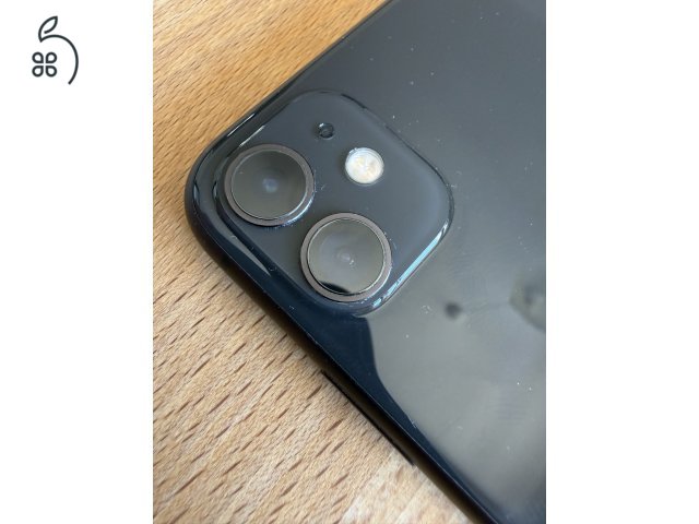 Apple iPhone 11 64 GB fekete színben