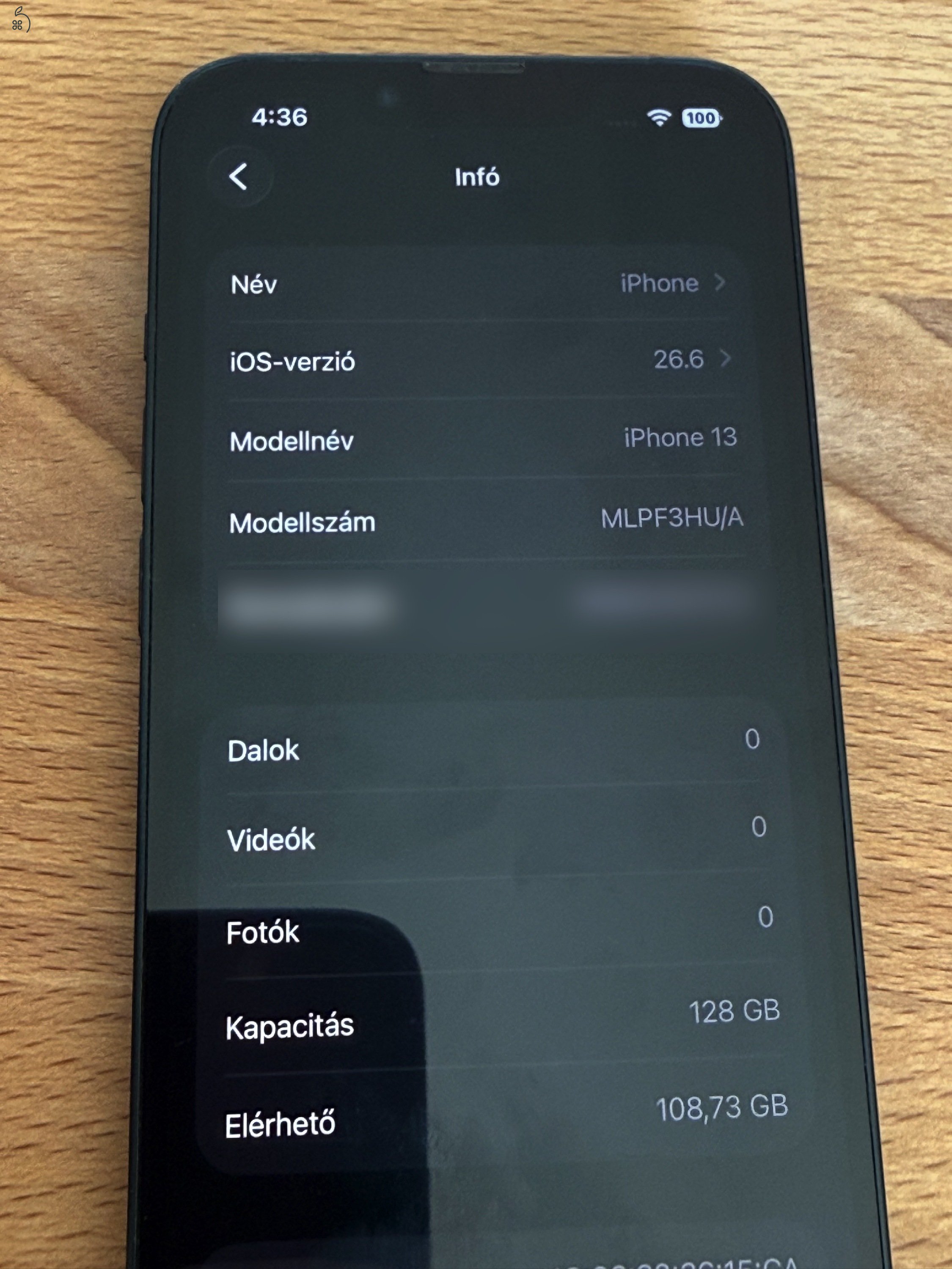 Apple iPhone 13 128 GB, Midnight (éjfekete) színben
