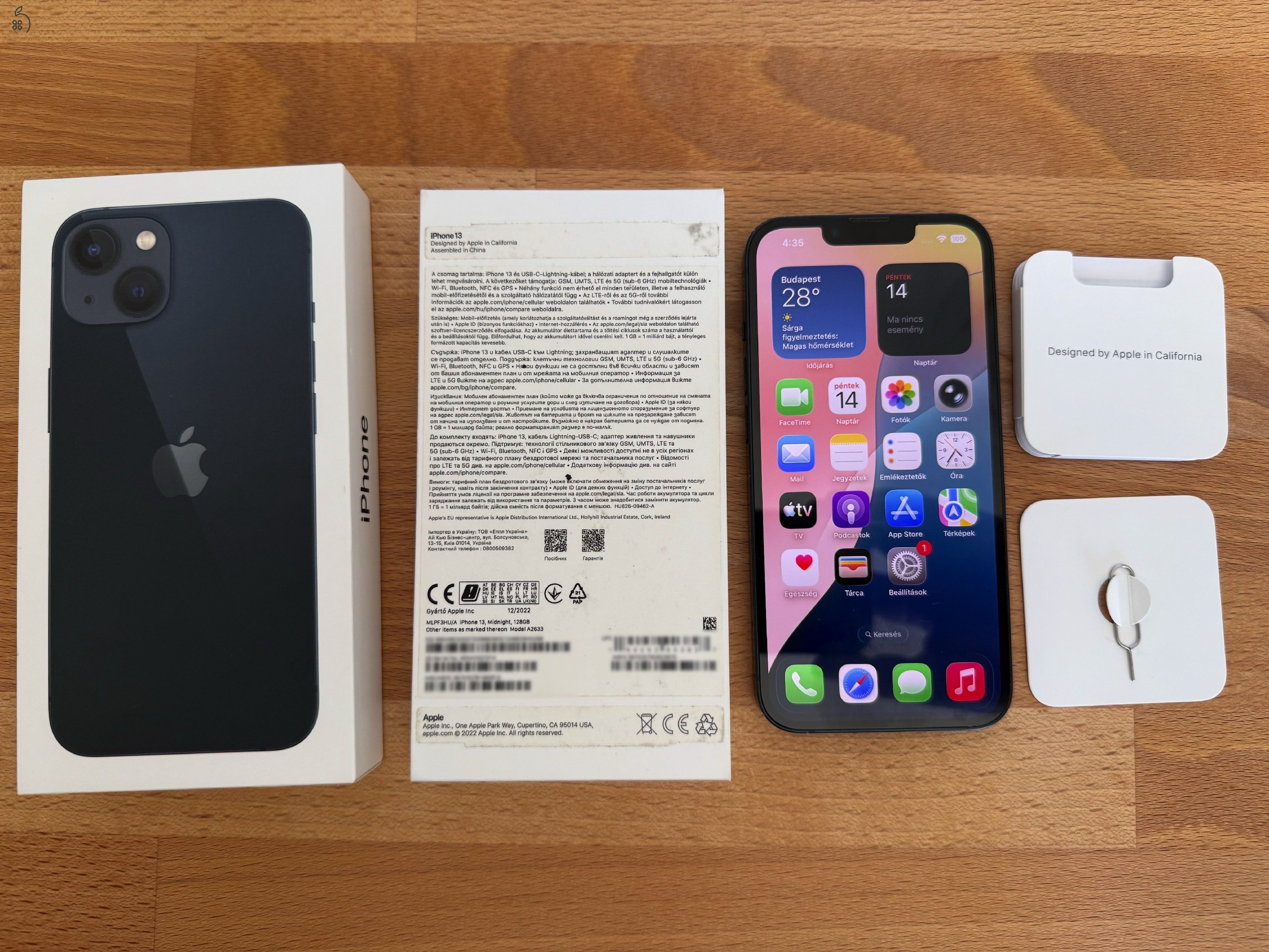 Apple iPhone 13 128 GB, Midnight (éjfekete) színben