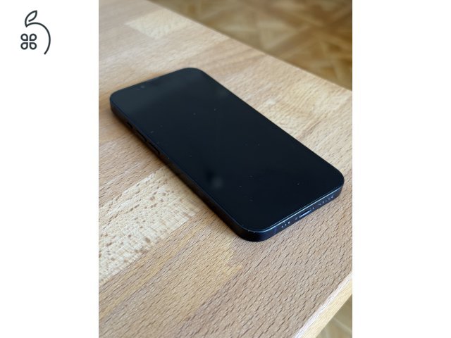 Apple iPhone 13 128 GB, Midnight (éjfekete) színben