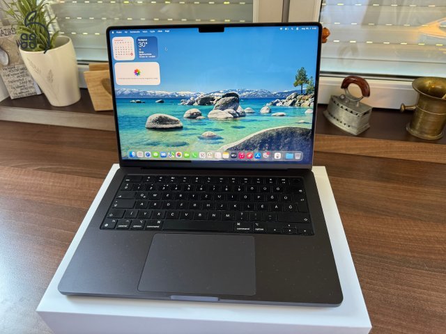 MacBook Pro 14