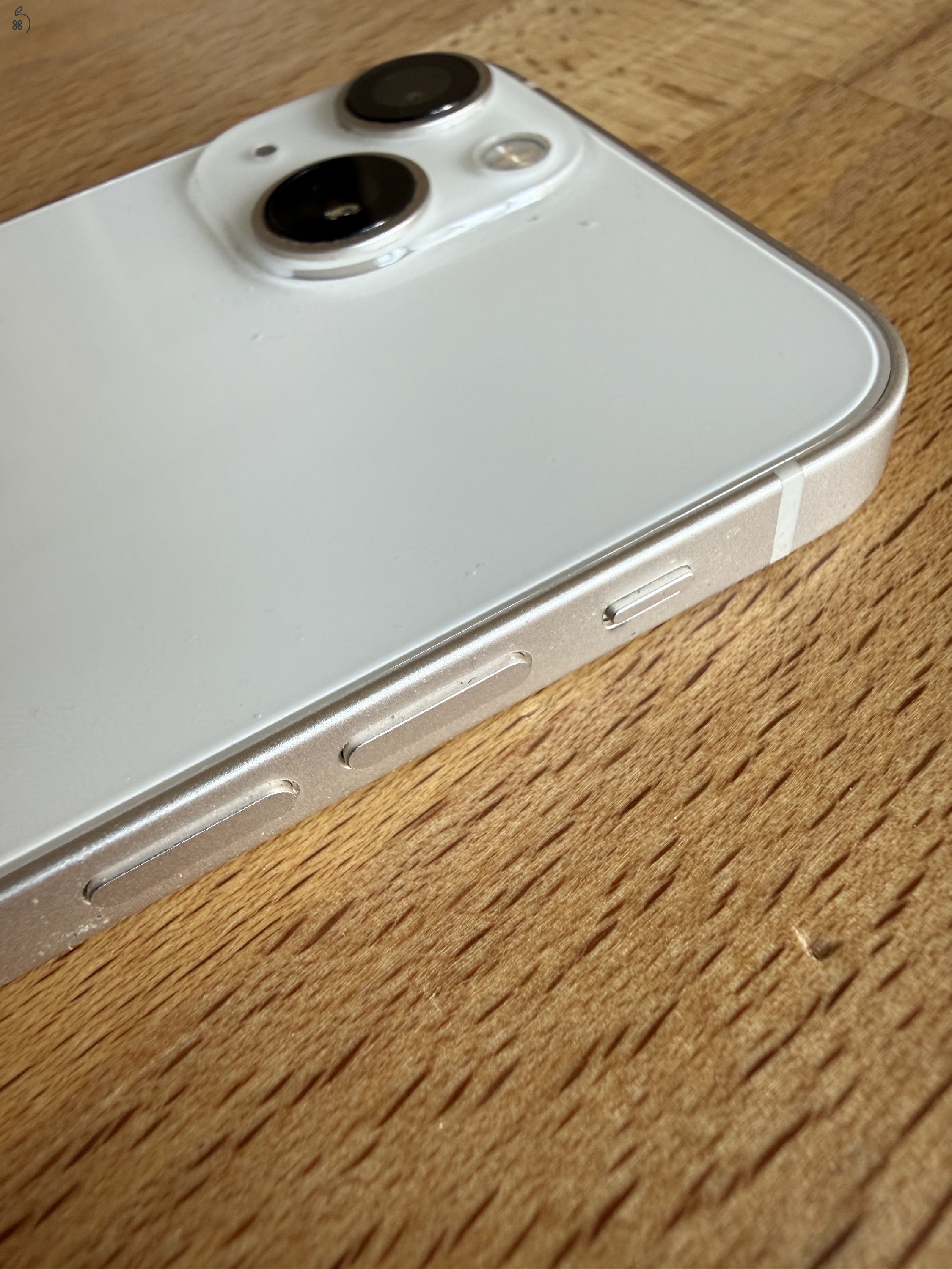 Apple iPhone 13 mini 128 GB Starlight – független, dobozos + 7 tok