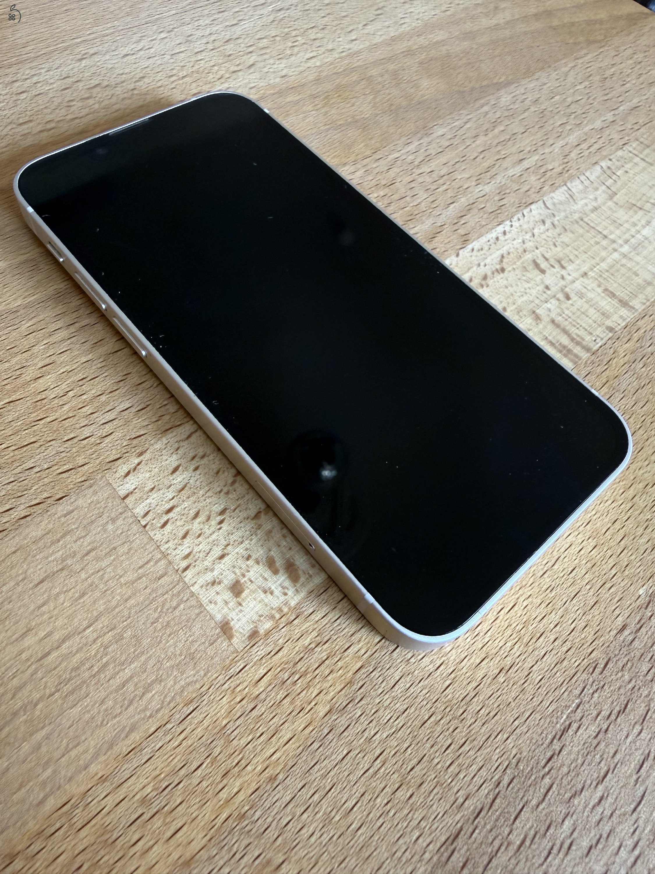 Apple iPhone 13 mini 128 GB Starlight – független, dobozos + 7 tok