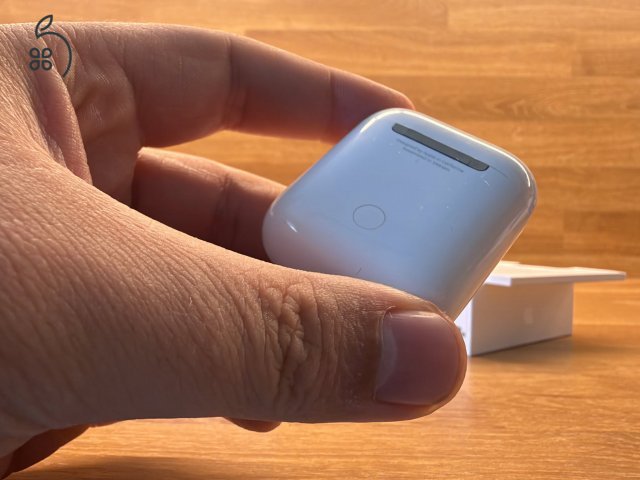 Apple AirPods 2 (Charging Case) - PATIKA, ÚJSZERŰ ÁLLAPOTBAN!