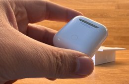 Apple AirPods 2 (Charging Case) - PATIKA, ÚJSZERŰ ÁLLAPOTBAN!