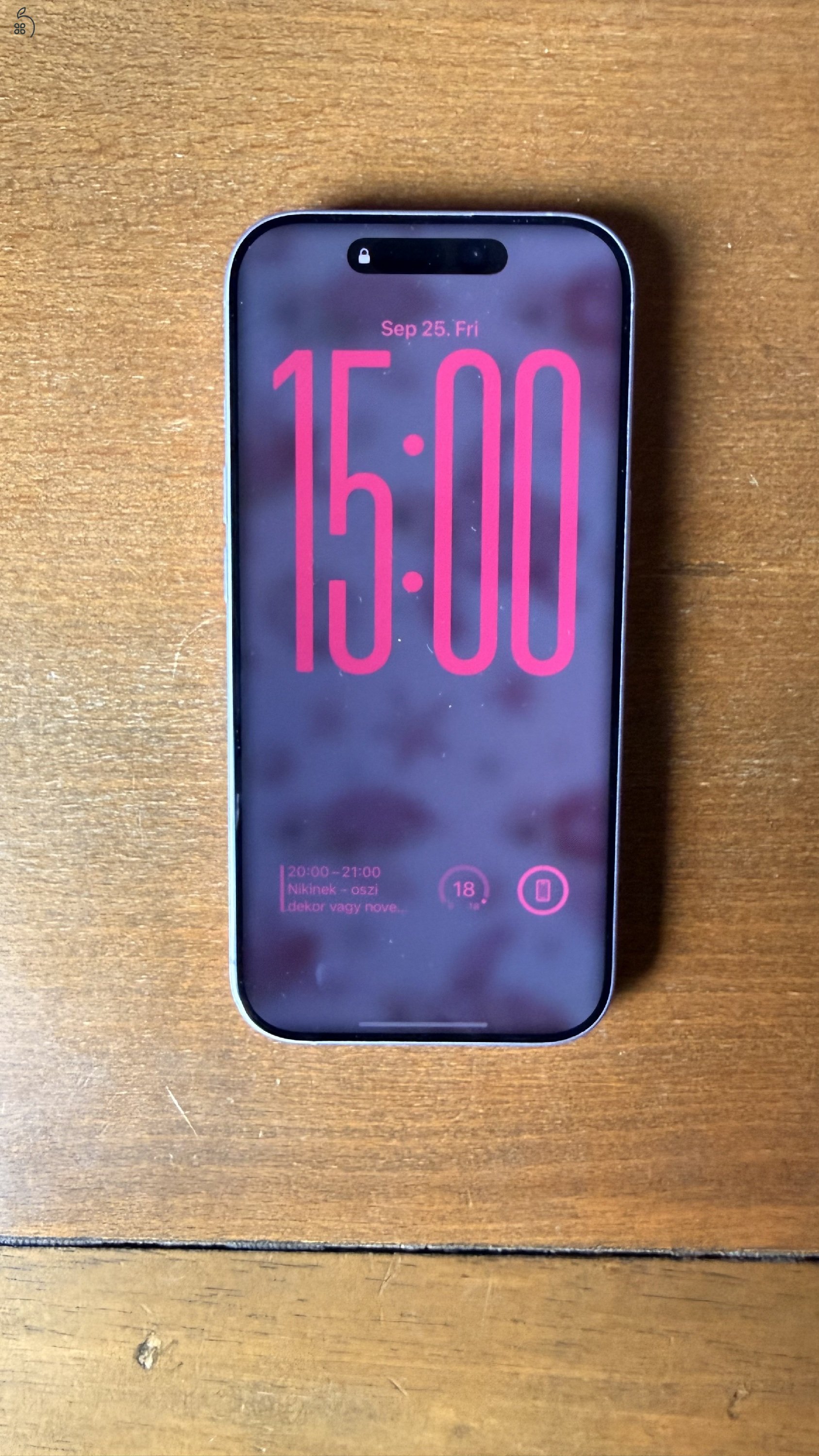 Hibátlan iphone 17. Eladó