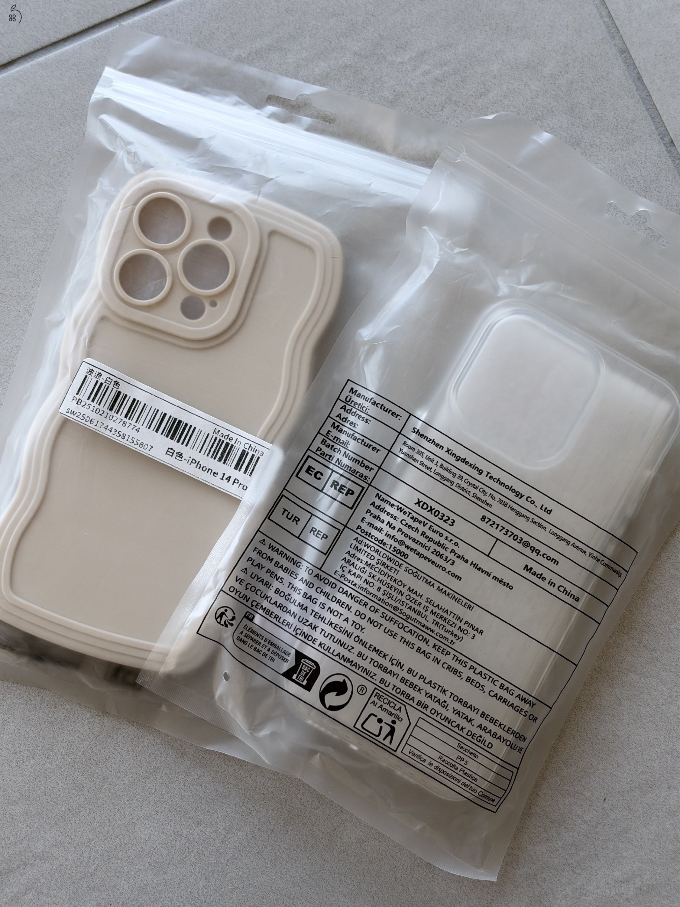 Arany Iphone 14 PRO 256 GB - ajándék tokokkal