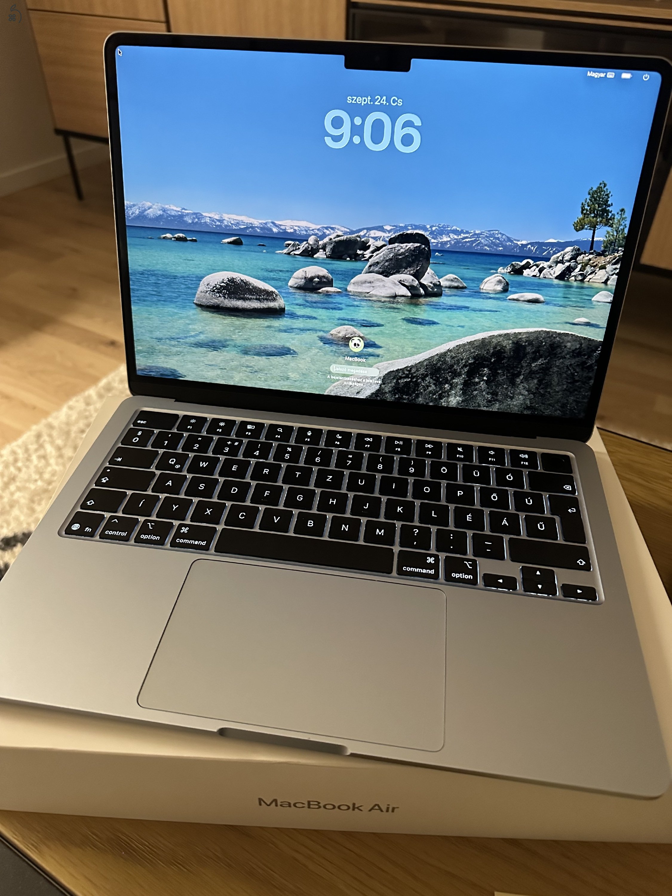 Macbook Air 13.6