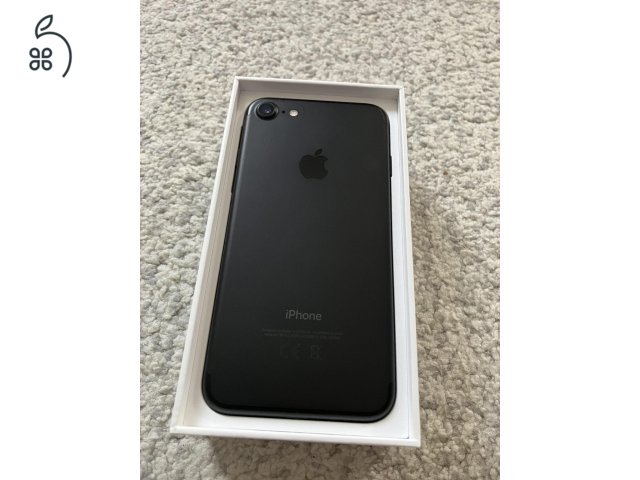 Apple iPhone 7, Fekete, 32GB, 100% akkumulátor 