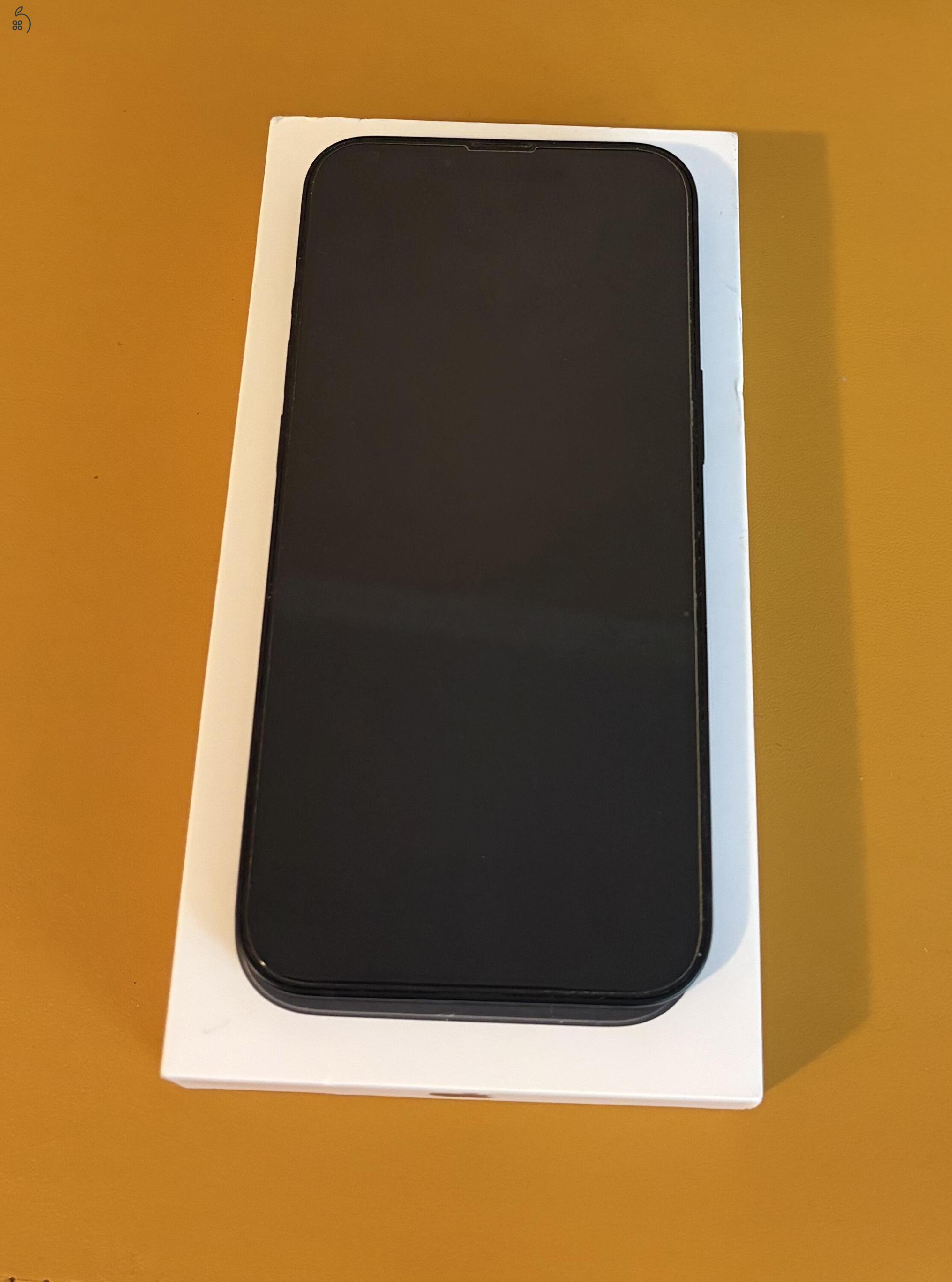 iPhone 13, 128 GB, fekete (Midnight)