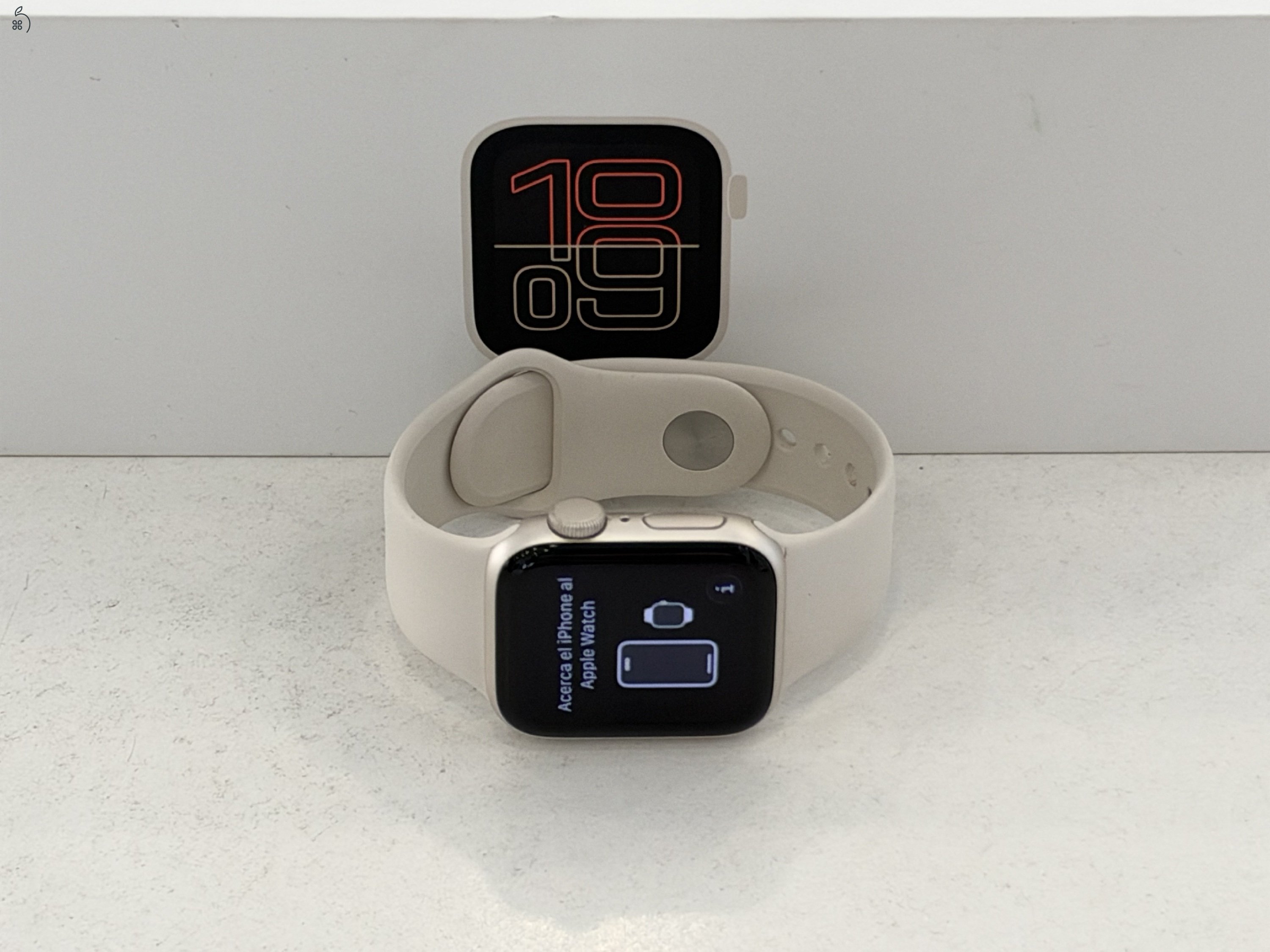 Apple Watch SE 3Gen. 40mm Újszerű/2027.06.18.Apple Gar./Akku 100%/p5036