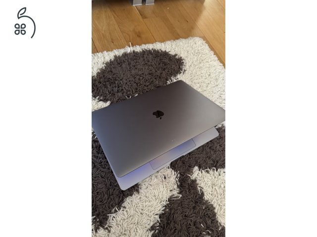 MacBook Pro 16