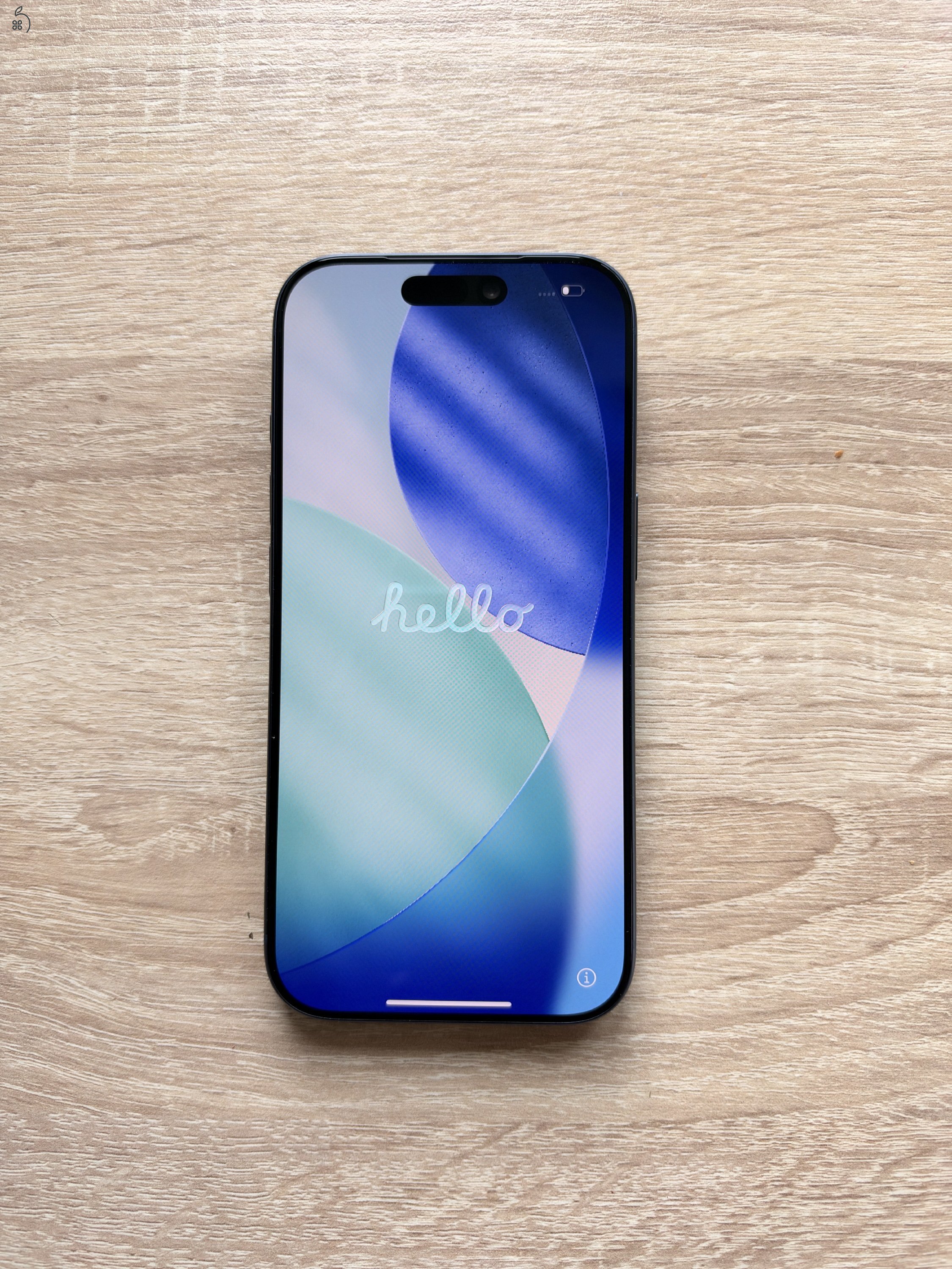 Eladó teljesen új iPhone 17 Pro – 256 GB – Deep Blue (mélykék)