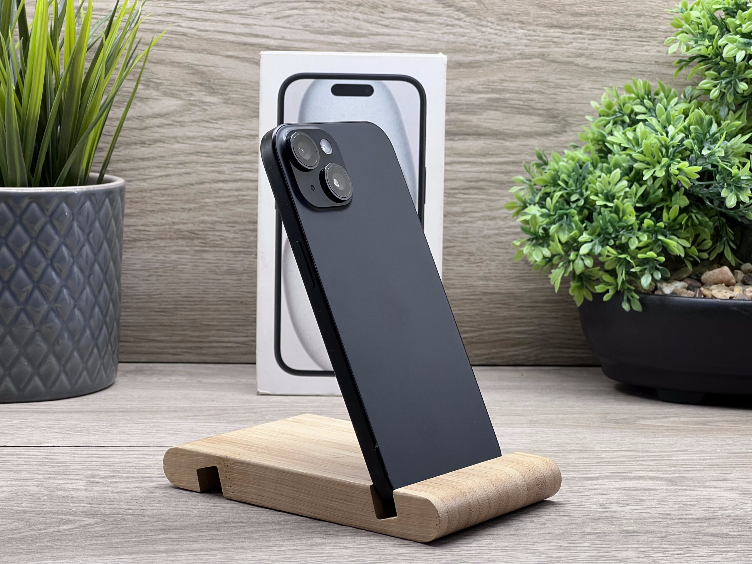 iPhone 15 Black 128GB 2 ÉV Garanciával Számlával