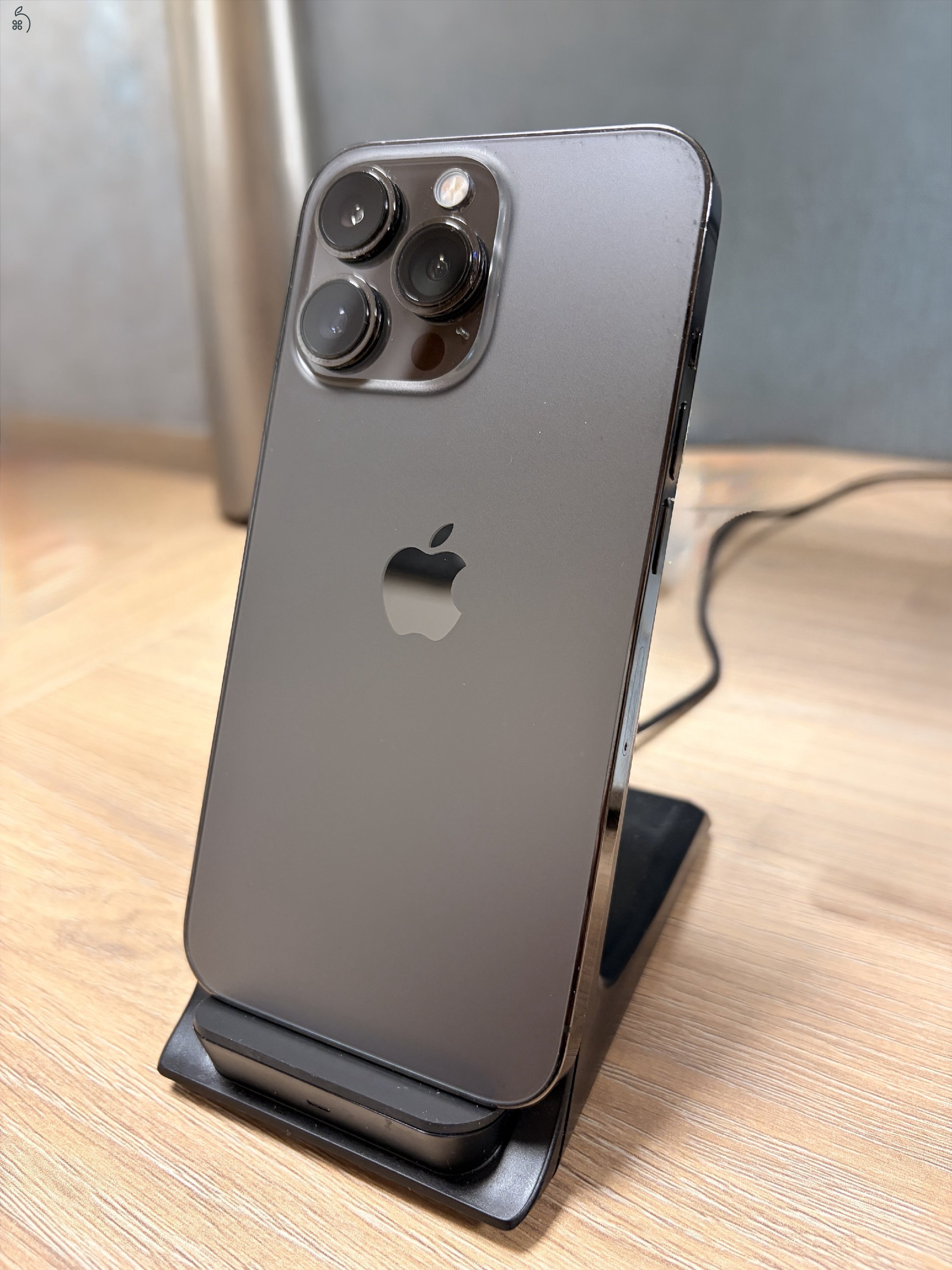 iPhone 13 Pro 256GB Graphite - Gyári dobozában, szép állapotban (78% akku)