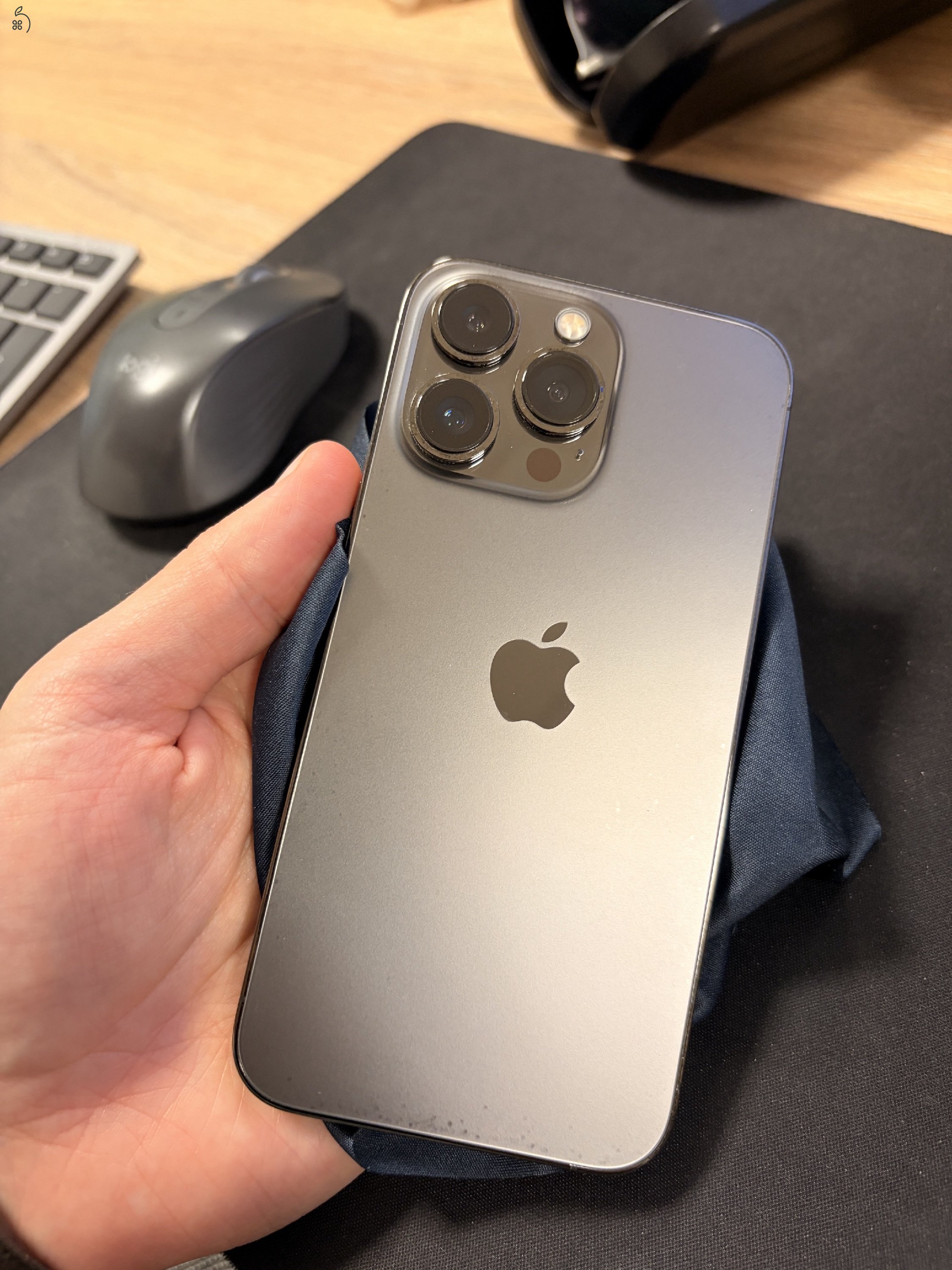 iPhone 13 Pro 256GB Graphite - Gyári dobozában, szép állapotban (78% akku)