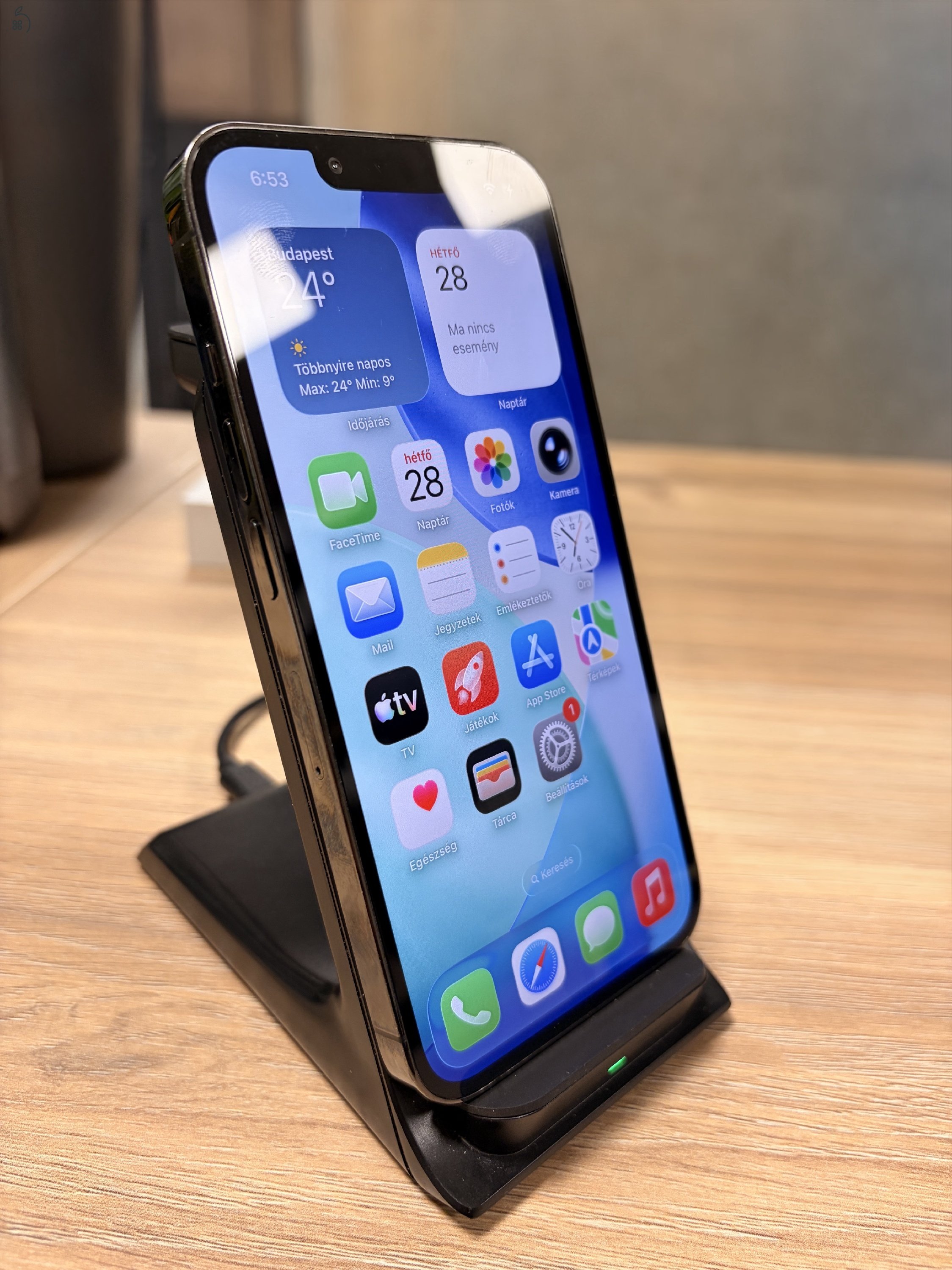 iPhone 13 Pro 256GB Graphite - Gyári dobozában, szép állapotban (78% akku)