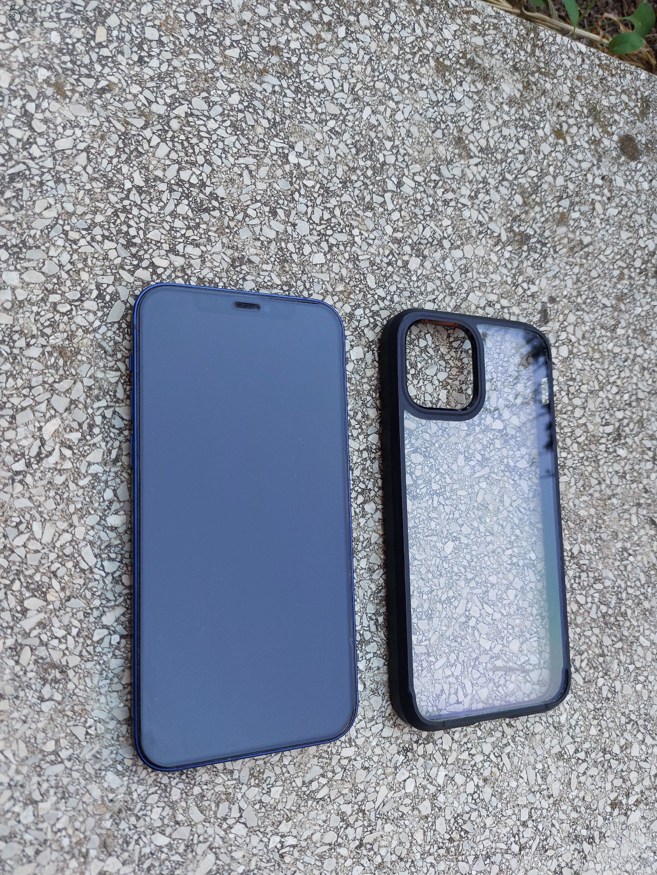 iPhone 12 Eladó