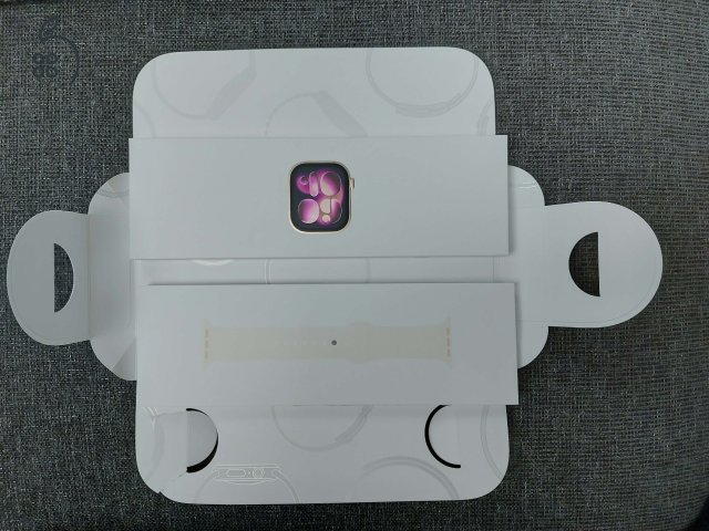 Apple Watch Series 11 - GPS + Cellular - Aluminium Rose Gold 42mm - 1 év garanciával