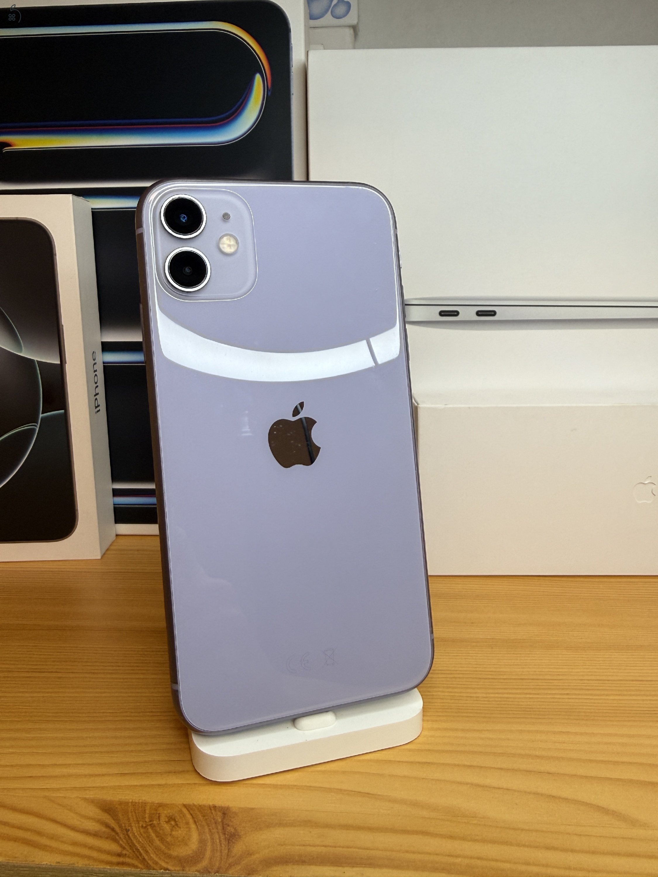 iPhone 11 Független 64GB 100% akku (Kijelző szépséghiba)