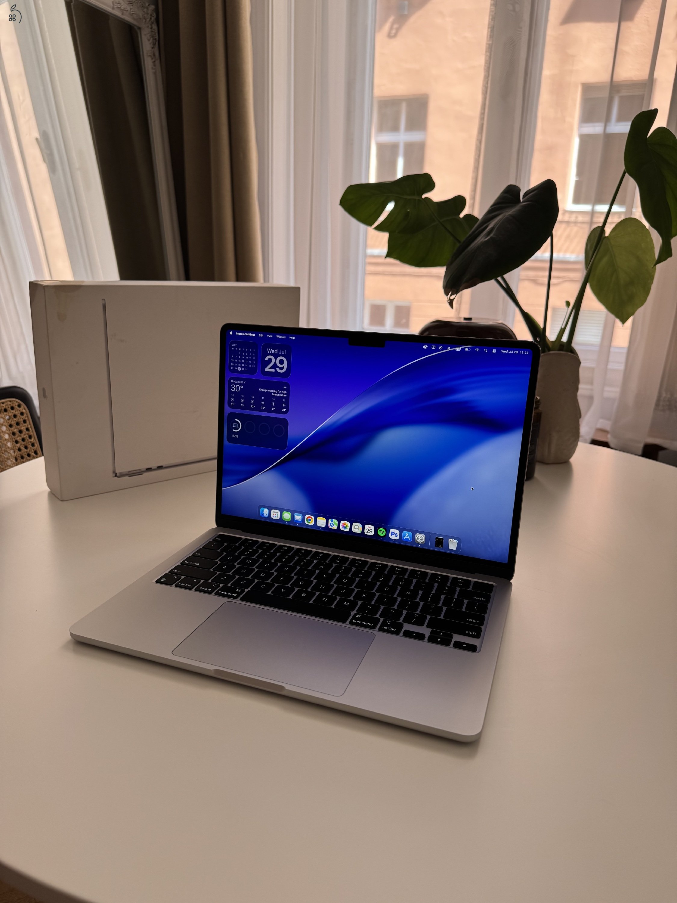  Apple MacBook Air 13” M3 (16 GB RAM, 512 GB SSD), Silver