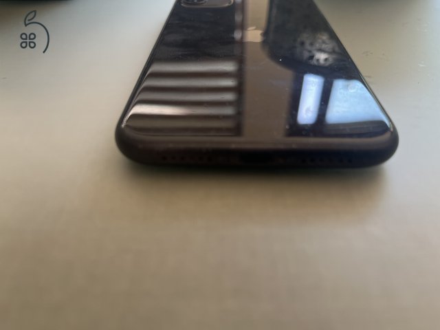 Iphon11 kiváló állapotban