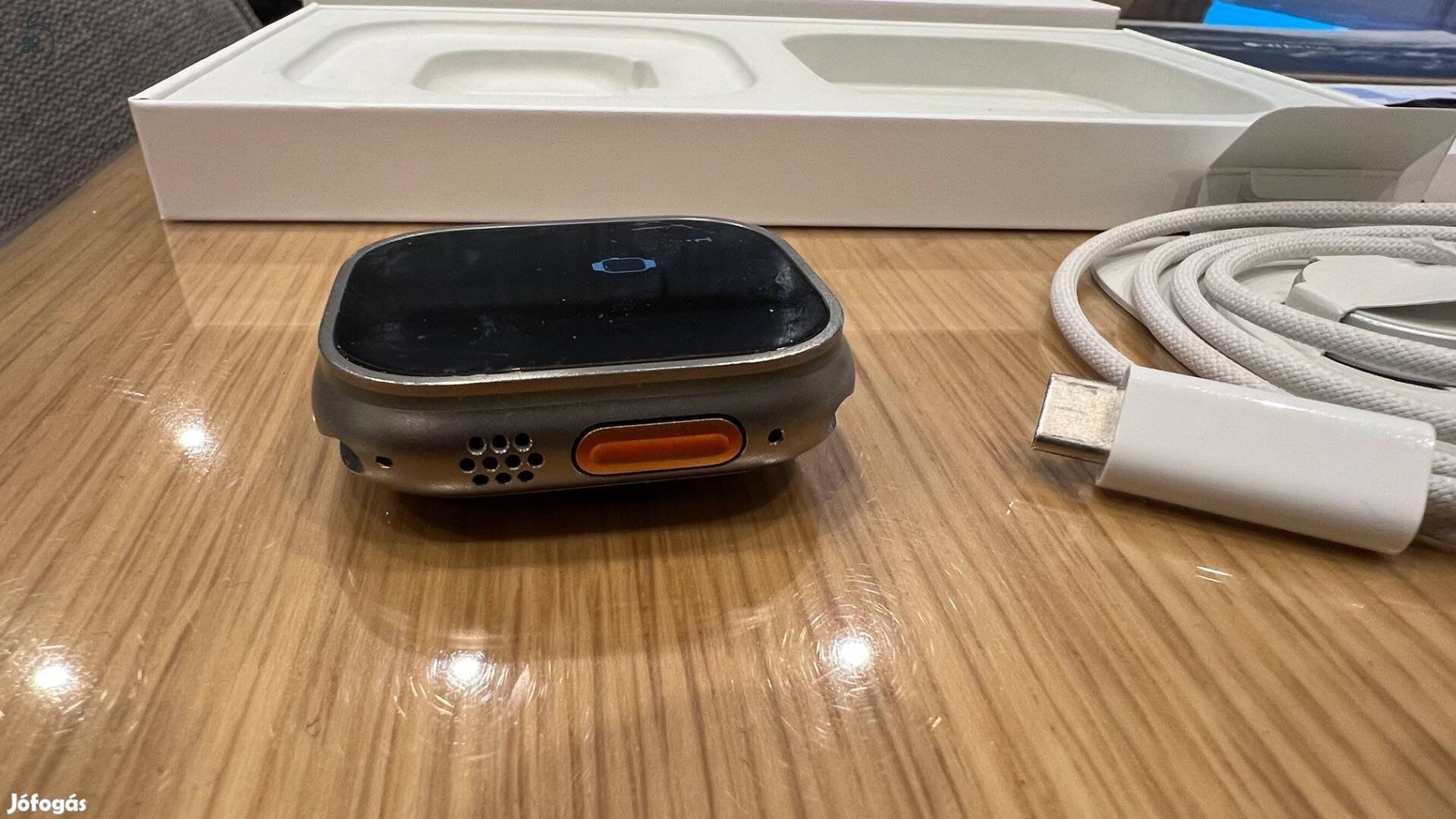 ELADÓ 1 db Apple Watch Ultra 2 49mm-es titán ház e-sim-es, óceán kék szíjjal