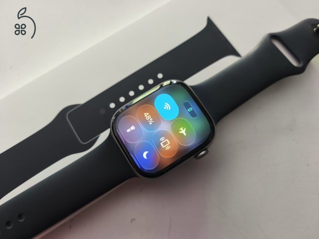 Apple Watch Series 11 46mm karcmentes, 100% aksi, 2028.05.-ig Apple gar ALZA 2 ajándék új gyári szíj