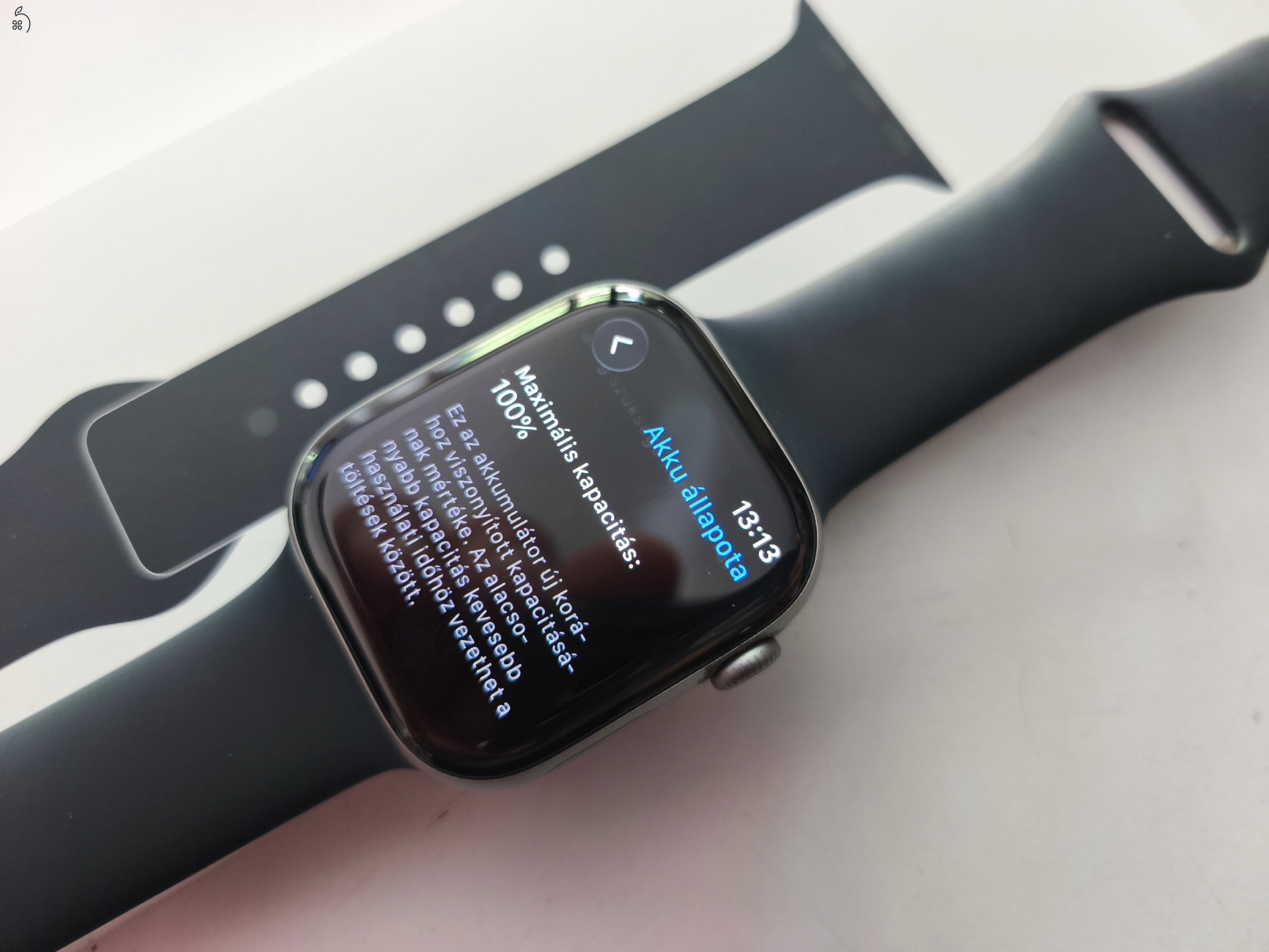 Apple Watch Series 11 46mm karcmentes, 100% aksi, 2028.05.-ig Apple gar ALZA 2 ajándék új gyári szíj