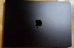 MacBook Pro 16