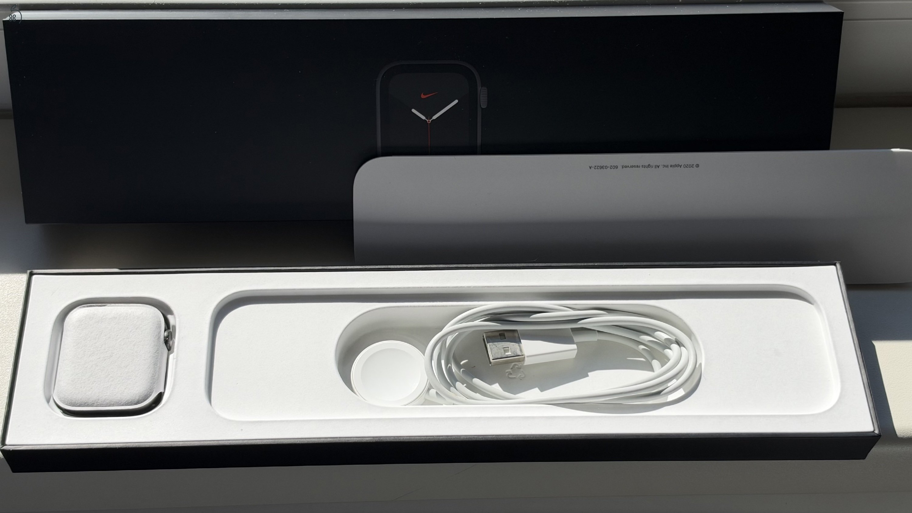 Apple Watch Nike Series 6 GPS 40mm fekete