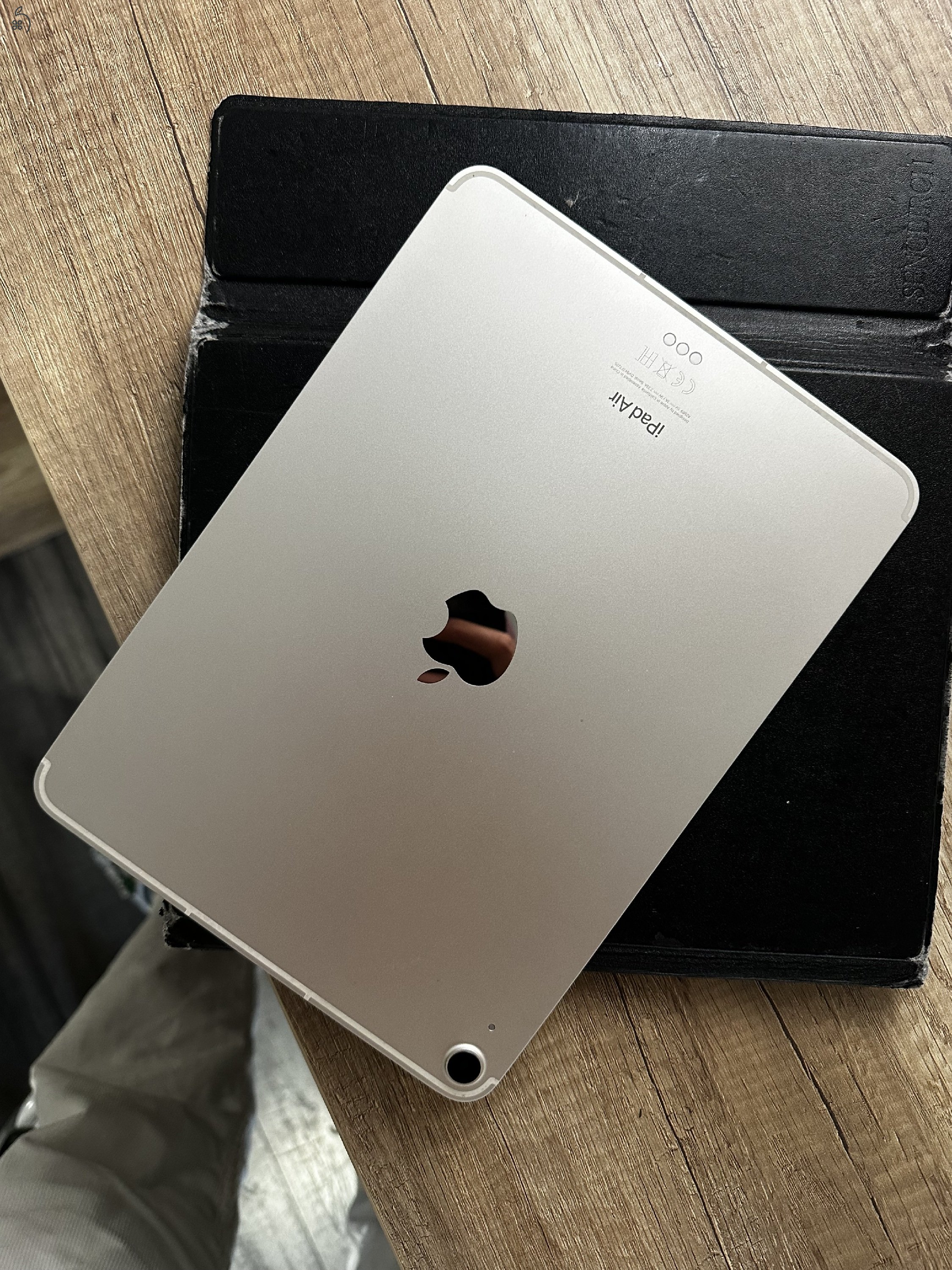 iPad Air M1 WiFi Cellular -  64GB starlight