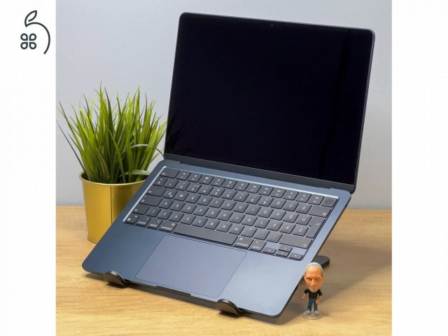 MacSzerez.com - 2022 MacBook Air 13