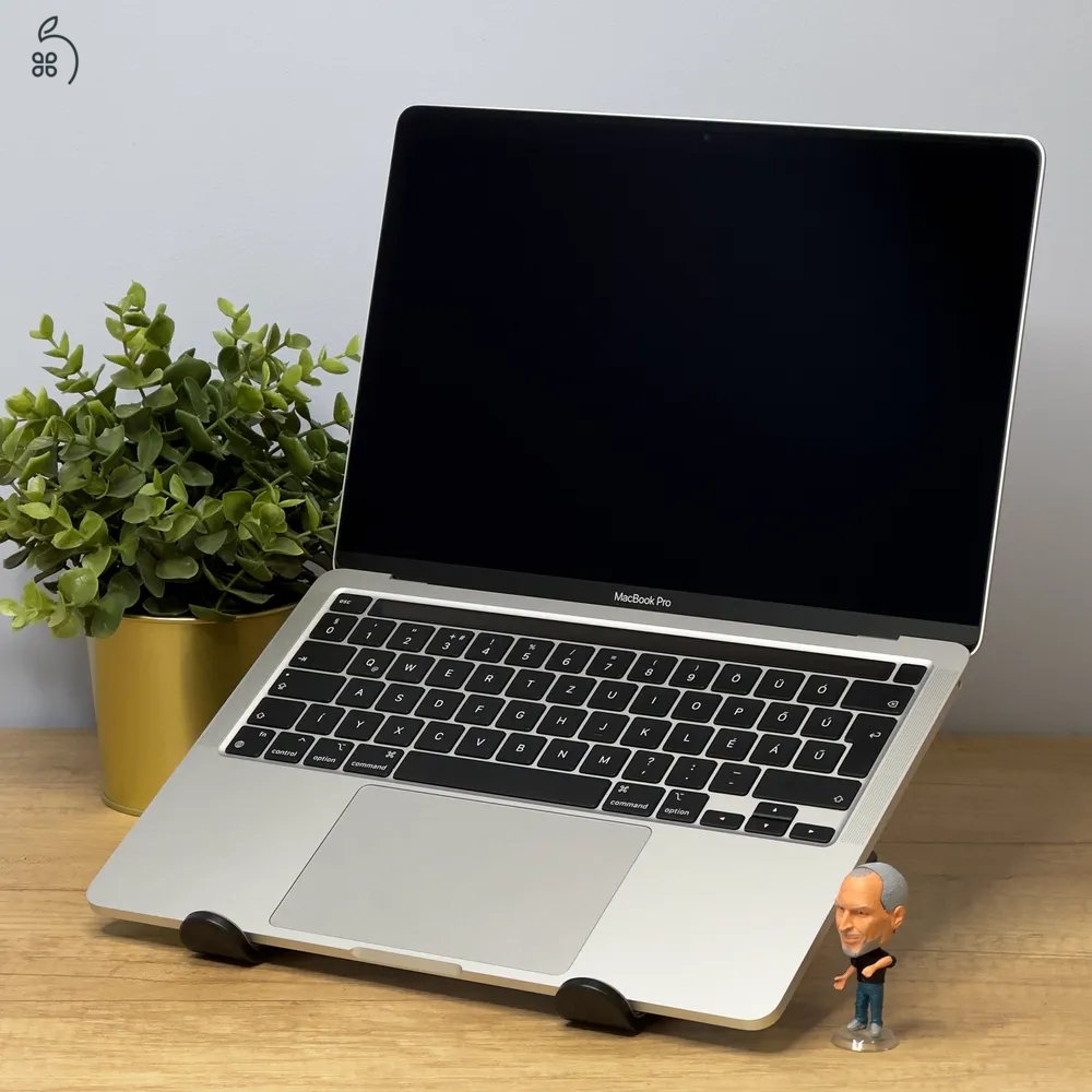 MacSzerez.com - 2022 MacBook Pro 13