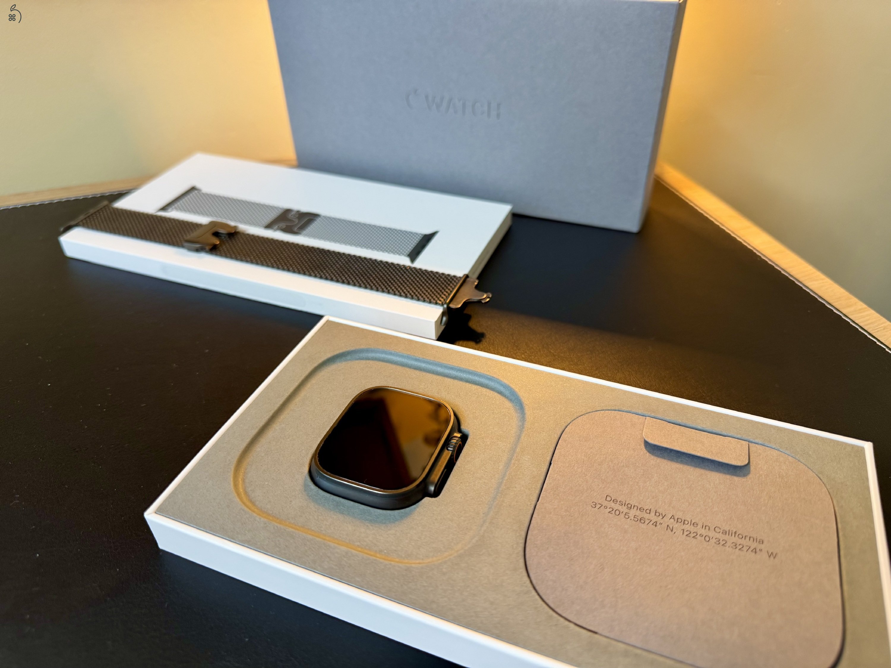 Apple Watch Ultra 3 49 mm eredeti milánói szíjjal