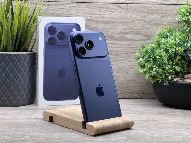 iPhone 17 Pro Deep Blue 256GB 2 ÉV Garanciával 98%