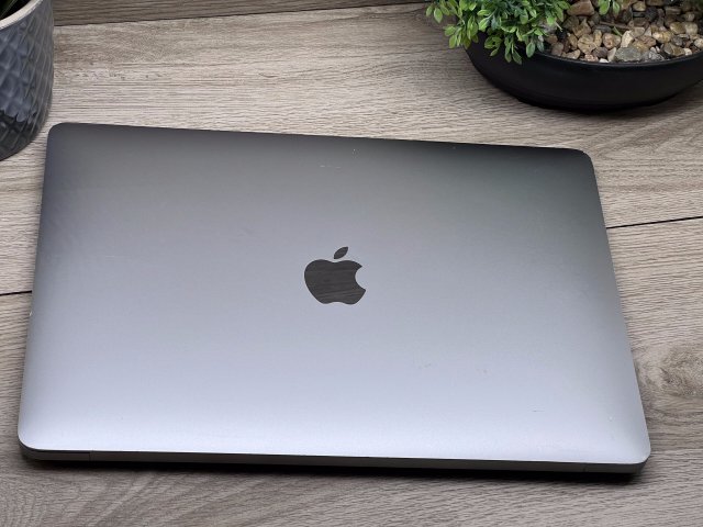 MacBook Air 2020 M1 13” 256GB 2 ÉV Garanciával 100%