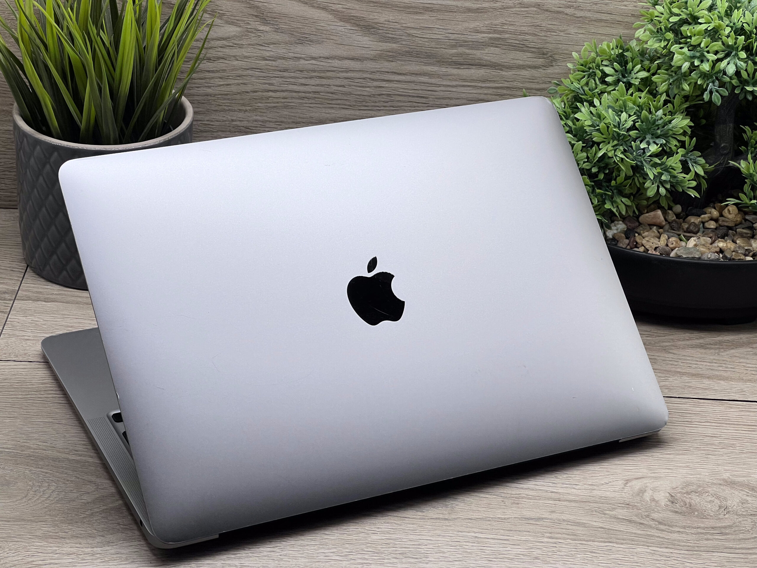MacBook Air 2020 M1 13” 256GB 2 ÉV Garanciával 100%