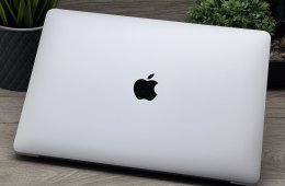 MacBook Air 2020 M1 13” 256GB 2 ÉV Garanciával
