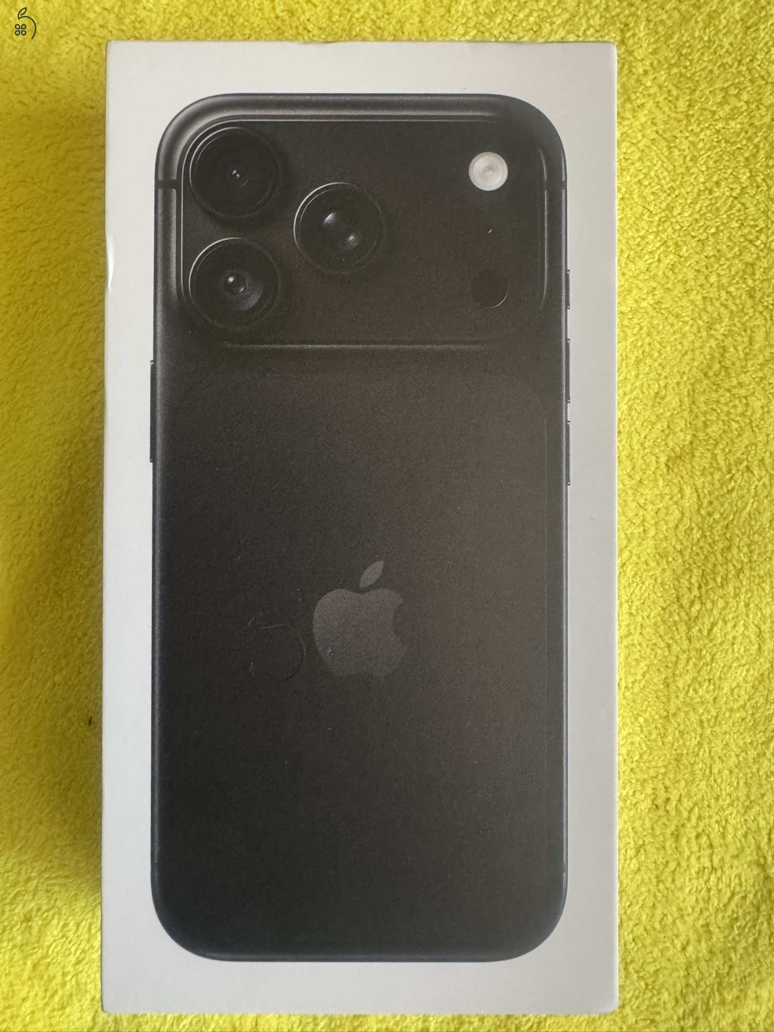 Új bontatlan és kártyáfüggetlen iPhone 18 pro 256 fekete